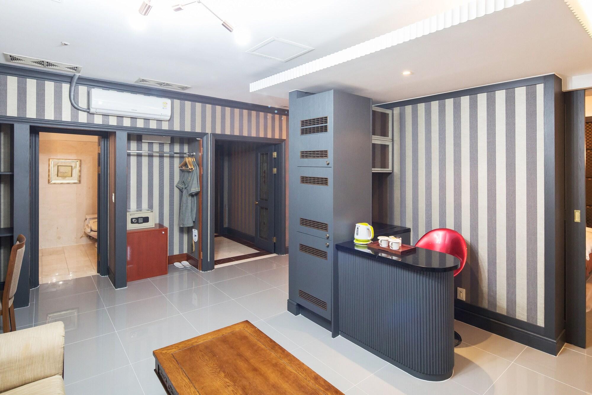 The Koryo Hotel Bucheon Bagian luar foto