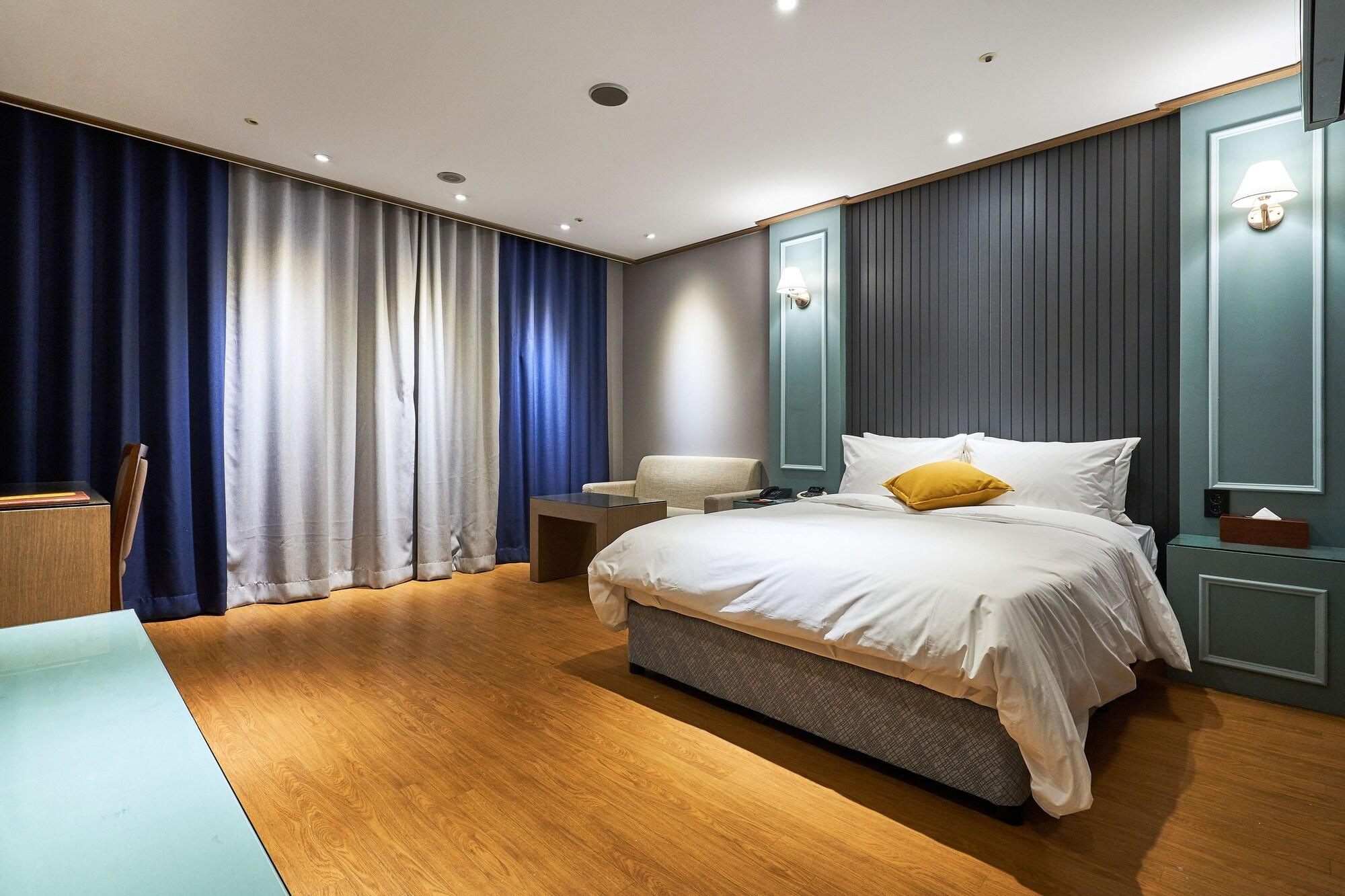 The Koryo Hotel Bucheon Bagian luar foto