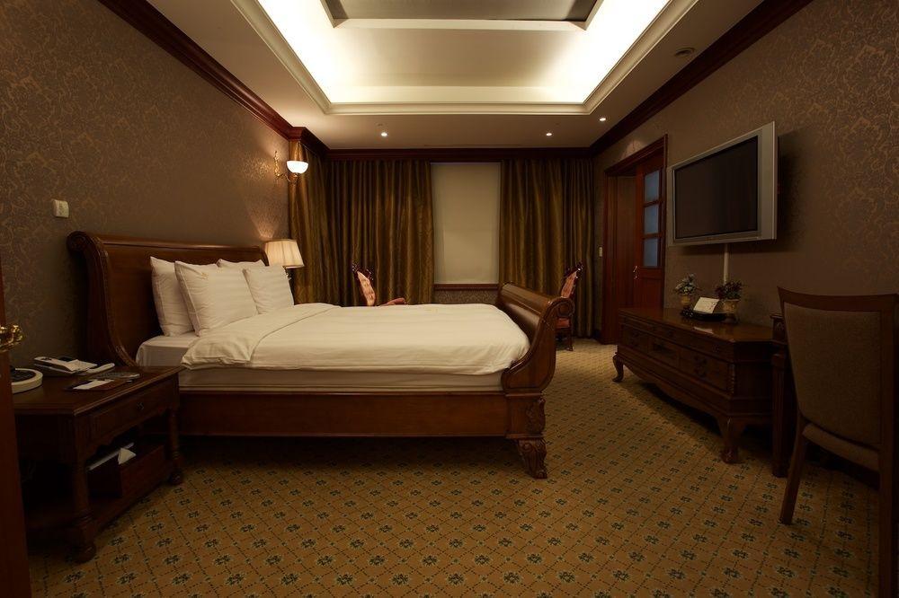 The Koryo Hotel Bucheon Bagian luar foto
