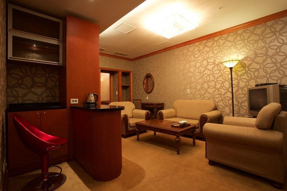 The Koryo Hotel Bucheon Bagian luar foto
