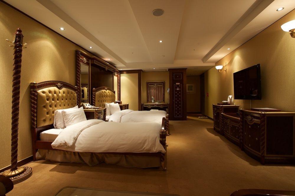 The Koryo Hotel Bucheon Bagian luar foto